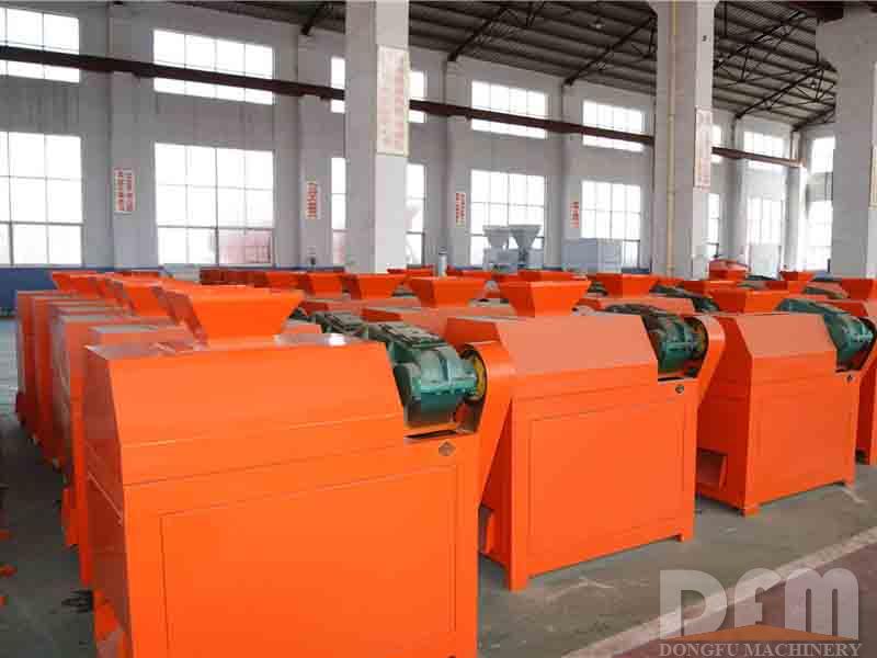 Ammonium bicarbonate double roller extrusion granulator